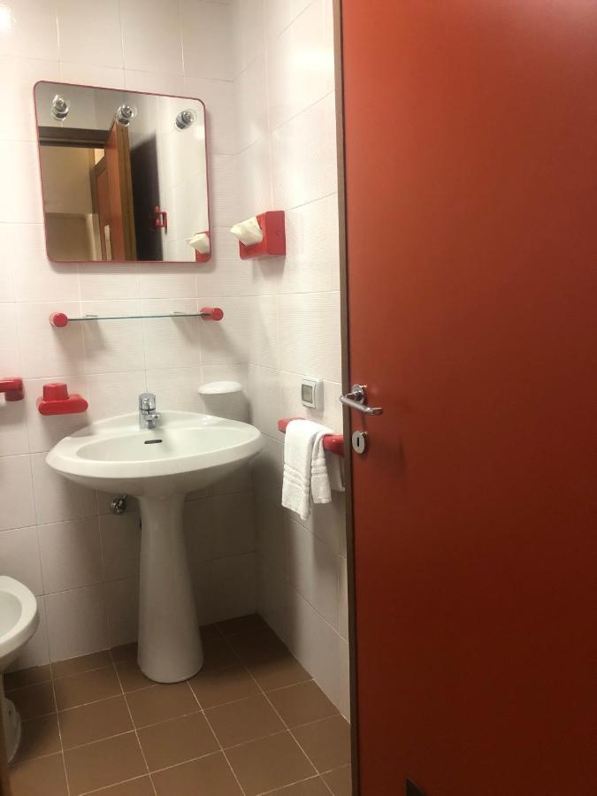 Albergo Casa Dell'Ospite Brescia Exterior foto